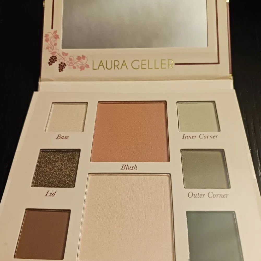 Laura Geller's face palette - Picture 7 of 11